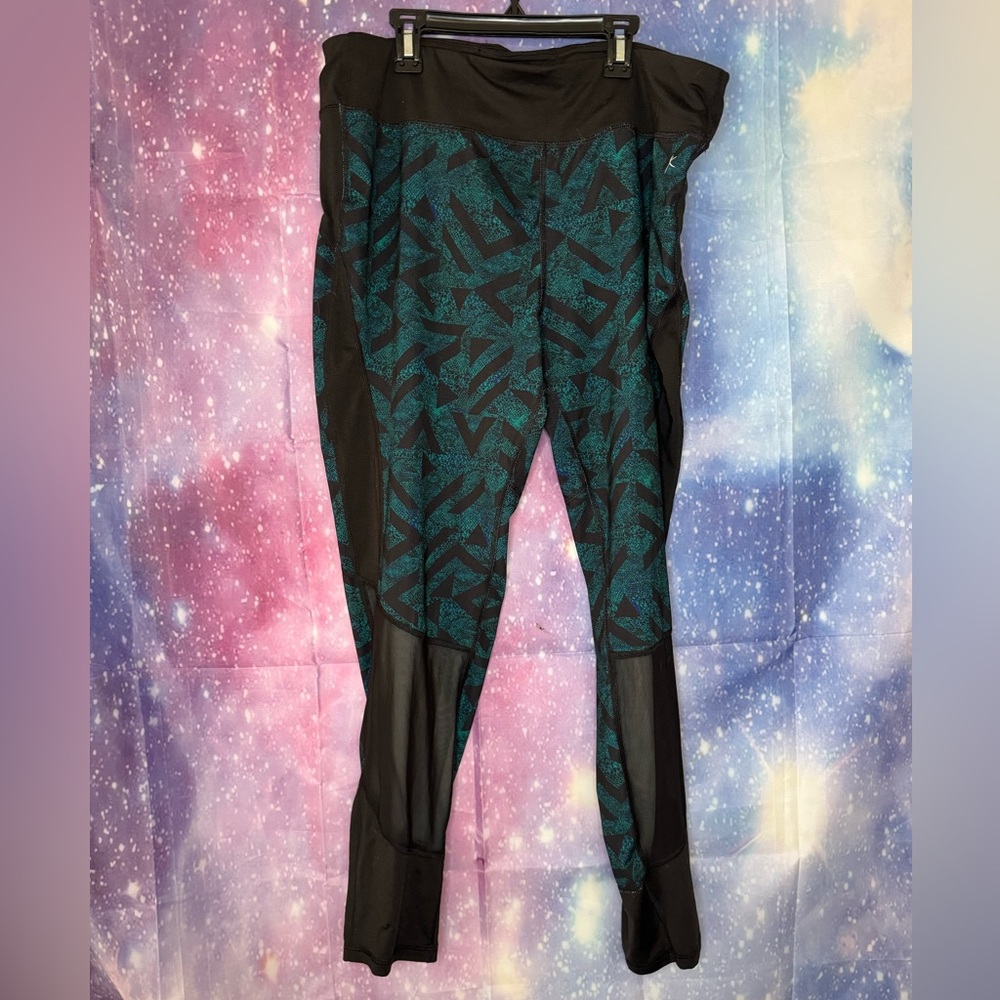 Danskin now printed pants 🛍